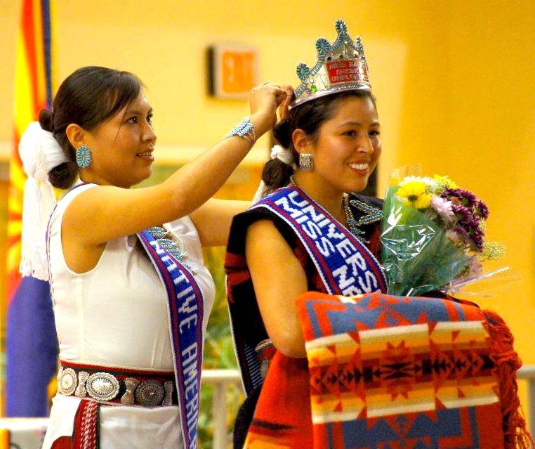 Miss Native American UA 2012-13